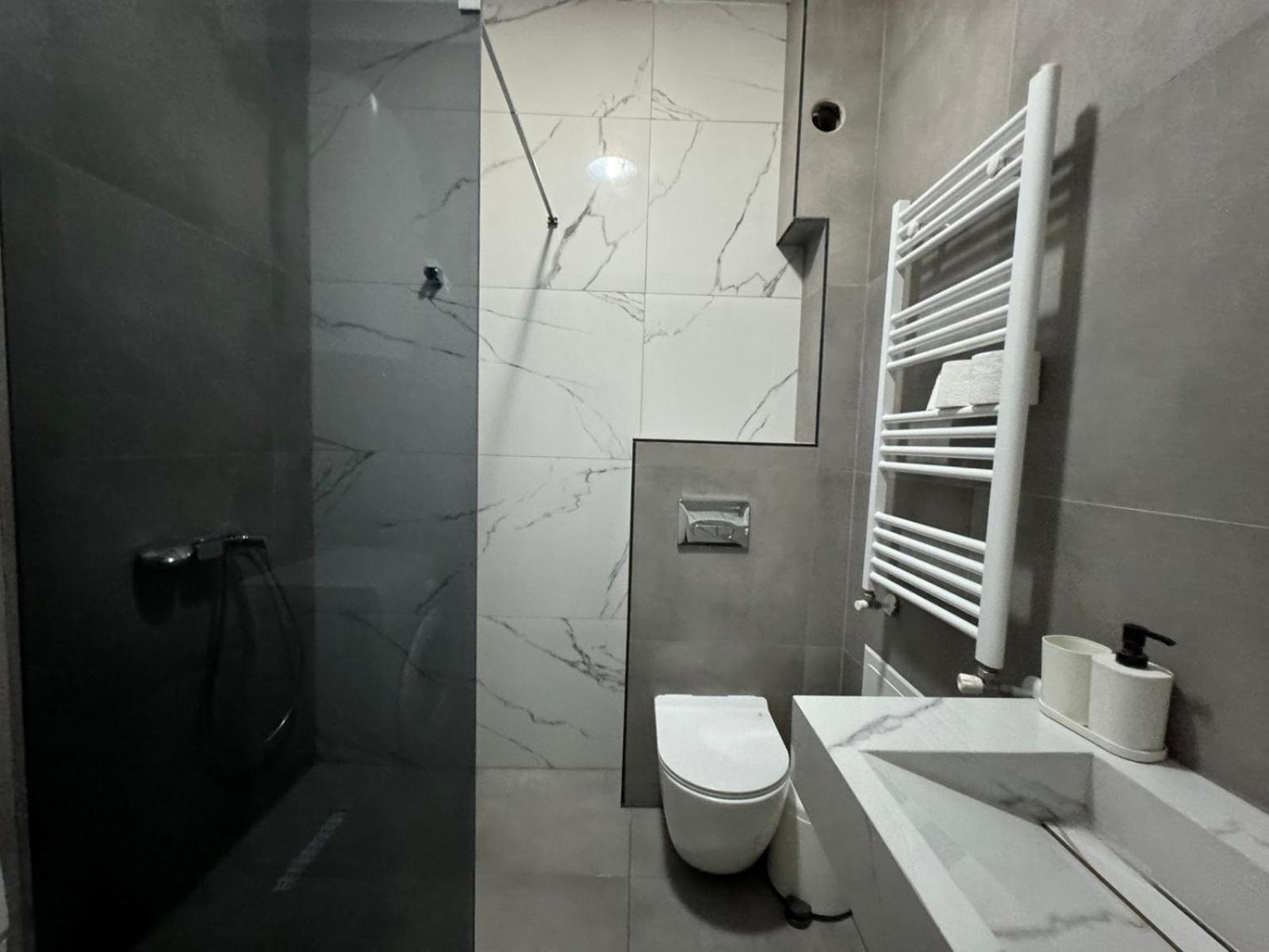 سكوبجي Gigi Apartment By Eluxory المظهر الخارجي الصورة