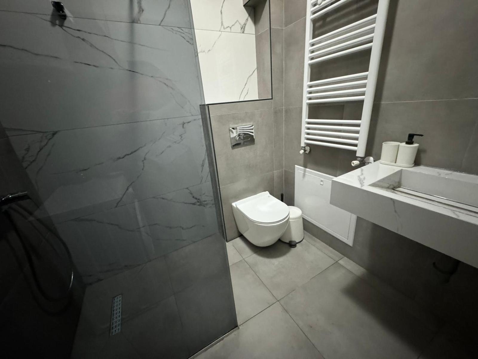 سكوبجي Gigi Apartment By Eluxory المظهر الخارجي الصورة