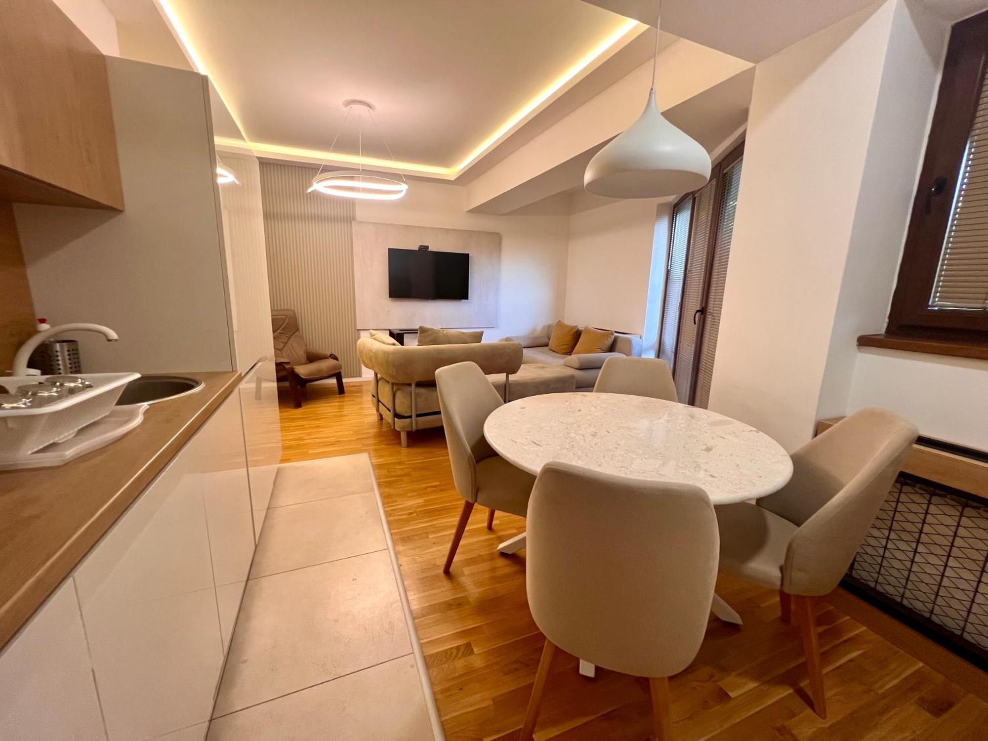سكوبجي Gigi Apartment By Eluxory المظهر الخارجي الصورة